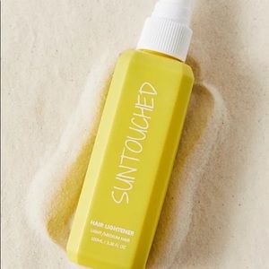 Sun touched hair lightener